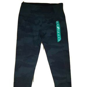 Brand New Women's Green Camo TUFF Leggings